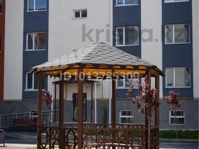 3-комнатная квартира · 77.2 м² · 4/5 этаж, мкр Бозарык 525/7 дом — 146 мектеп за 29 млн ₸ в Шымкенте, Абайский р-н