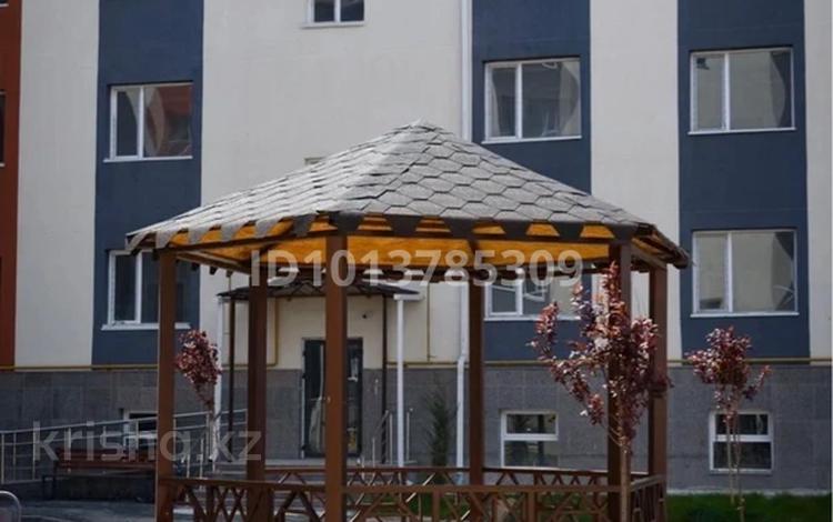 3-комнатная квартира · 77.2 м² · 4/5 этаж, мкр Бозарык 525/7 дом — 146 мектеп за 29 млн ₸ в Шымкенте, Абайский р-н — фото 2