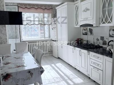 3-бөлмелі пәтер · 85 м² · 1/9 қабат, Тастақ-2 ш/а., Толе би 261А — Тлендиева, бағасы: 56 млн ₸ в Алматы, Алмалинский р-н