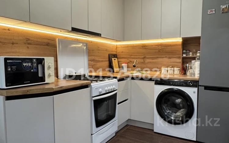 3-комнатная квартира · 67.5 м² · 1/5 этаж, Ихсанова 87 за 22.5 млн ₸ в Уральске, мкр Школьник — фото 2