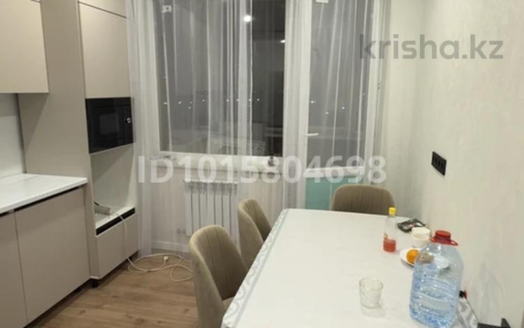 2-комнатная квартира · 45 м² · 8/9 этаж, Сатпаева 13В за 180 000 ₸ в Усть-Каменогорске — фото 2