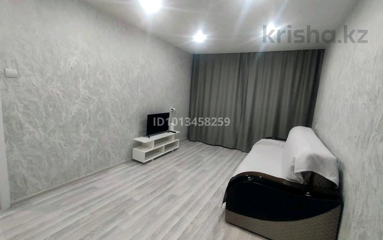 1-бөлмелі пәтер · 35 м² · 4/5 қабат, Санкибай-батыра 173 — Пересечение пр. А. Молдагуловой и пр. Санкиба-батыра, бағасы: 8 000 ₸ в Актобе — фото 2