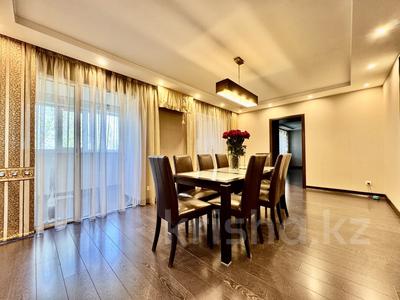 5-комнатная квартира · 239.6 м² · 5/6 этаж, мкр Михайловка , Аманжолова 3 за 85 млн ₸ в Караганде, Казыбек би р-н