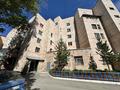 5-комнатная квартира · 239.6 м² · 5/6 этаж, мкр Михайловка , Аманжолова 3 за 85 млн ₸ в Караганде, Казыбек би р-н — фото 41
