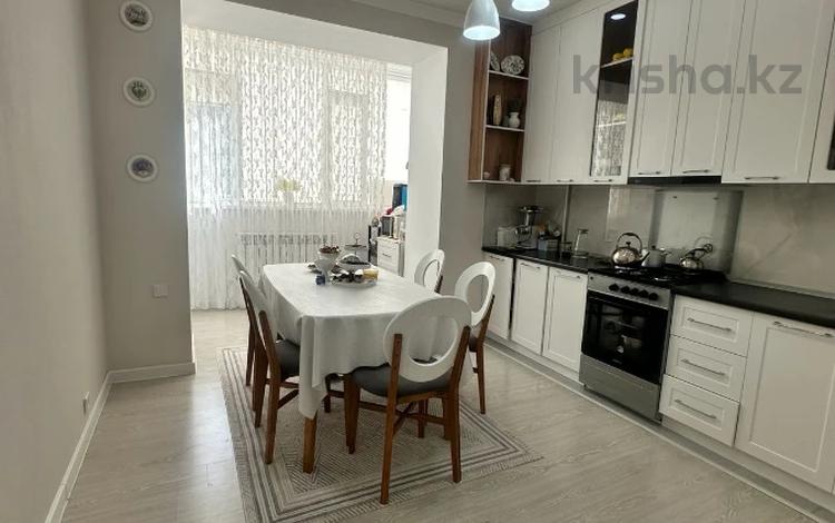 2-бөлмелі пәтер · 74.3 м² · 1/5 қабат, мкр. Алтын орда 48в/2, бағасы: 35 млн ₸ в Актобе — фото 2