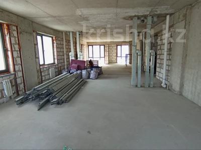 Продажа квартир в Алматы: 3-комнатная квартира · 115 м² · 5/10 этаж, Байтурсынова 177 за 100 млн 〒 3-комнатная квартира · 115 м² · 5/10 этаж, Байтурсынова 177 за 100 млн 〒 в Алматы, Бостандыкский р-н