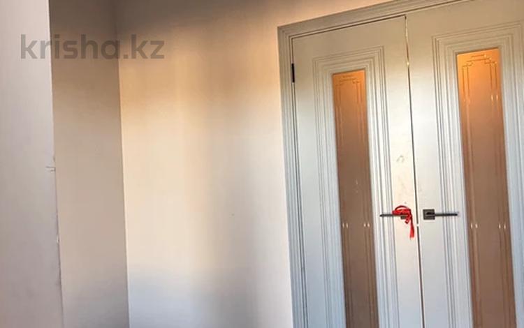 Отдельный дом · 5 комнат · 180 м² · 8 сот., Есим хана за 69 млн 〒 в Туздыбастау (Калинино) — фото 2