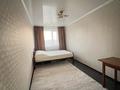2-комнатная квартира · 48 м² · 5/5 этаж, Майкудук, 17й микрорайон — Возле супермаркета “Real” за 11.5 млн 〒 в Караганде, Алихана Бокейханова р-н — фото 4
