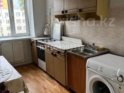 2-бөлмелі пәтер · 56 м² · 4/5 қабат, Дулатова — Казах Телеком, бағасы: 150 000 〒 в Семее