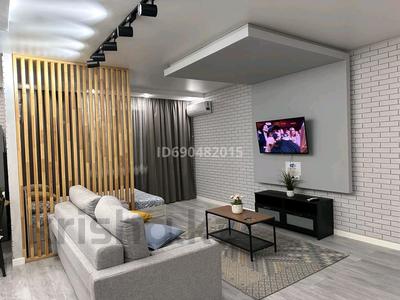 1-бөлмелі пәтер · 50 м² · 3 қабат, Кабанбай батыра 152/2, бағасы: 22 000 ₸ в Усть-Каменогорске