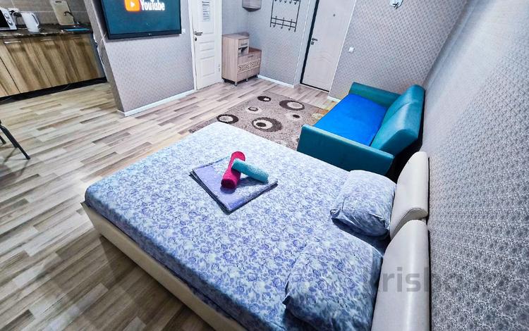1-комнатная квартира · 50 м² · 1/6 этаж, 17-й мкр 90 — МОРЕ,АКВАПАРК,ХАЛЫК АРЕНА,ЦЕНТР ГОРОДА за 8 000 ₸ в Актау — фото 2