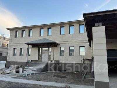 Отдельный дом · 8 комнат · 860 м² · 14.5 сот., Узакбая Караманова за 390 млн 〒 в Астане