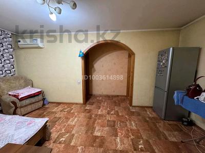 3-комнатная квартира · 58 м² · 5/5 этаж, Гоголя 46 — В районе боулинга и мед академии за 190 000 〒 в Караганде, Казыбек би р-н
