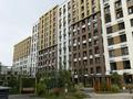 3-бөлмелі пәтер · 90 м² · 11/12 қабат, Толе Би 290/1 — Добрый день. Продажа квартиры от собственника, хороший ремонт и мебель, отличная локация. Надежный застройщик свой дом, рядом все необходимые соц объекты. Очень удобная планировка полноценное трех комнатная квартира. Приезжайте смотрите, рады будем показать, очень светлая,уютная квартира. Можно за наличку или в ипотеку., бағасы: ~ 92 млн ₸ в Алматы, Алмалинский р-н
