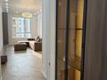 3-бөлмелі пәтер · 90 м² · 11/12 қабат, Толе Би 290/1 — Добрый день. Продажа квартиры от собственника, хороший ремонт и мебель, отличная локация. Надежный застройщик свой дом, рядом все необходимые соц объекты. Очень удобная планировка полноценное трех комнатная квартира. Приезжайте смотрите, рады будем показать, очень светлая,уютная квартира. Можно за наличку или в ипотеку., бағасы: ~ 92 млн ₸ в Алматы, Алмалинский р-н — фото 14