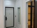 3-бөлмелі пәтер · 90 м² · 11/12 қабат, Толе Би 290/1 — Добрый день. Продажа квартиры от собственника, хороший ремонт и мебель, отличная локация. Надежный застройщик свой дом, рядом все необходимые соц объекты. Очень удобная планировка полноценное трех комнатная квартира. Приезжайте смотрите, рады будем показать, очень светлая,уютная квартира. Можно за наличку или в ипотеку., бағасы: ~ 92 млн ₸ в Алматы, Алмалинский р-н — фото 39