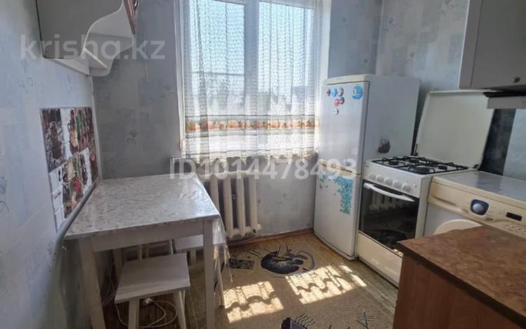 1-комнатная квартира · 33 м² · 5/5 этаж, мкр №6 — Абая-Саина за 250 000 ₸ в Алматы, Ауэзовский р-н — фото 2