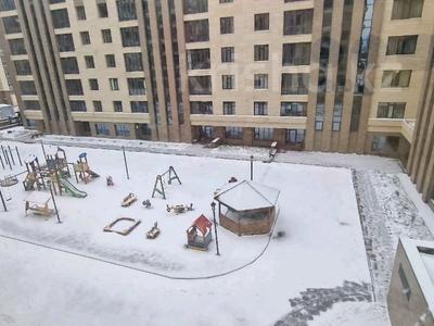 2-комнатная квартира · 77 м² · 4/8 этаж, Керей Жанибек Хандар 2 — Туран за 300 000 〒 в Астане, Есильский р-н