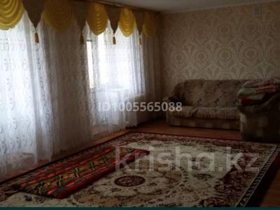 4-комнатная квартира · 120 м² · 4/5 этаж, мкр Кунаева, Қонаев ш/а. за 200 000 〒 в Уральске