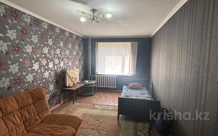 1-бөлмелі пәтер · 37 м² · 1/5 қабат, Самал 10, бағасы: 10.8 млн ₸ в Талдыкоргане, мкр Самал — фото 13