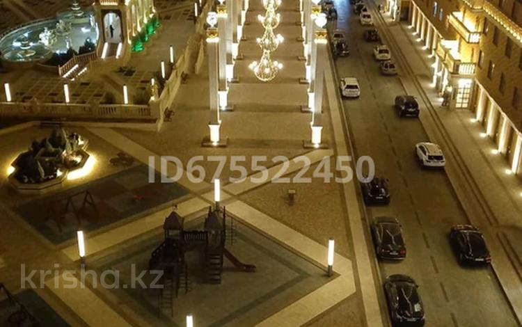 2-комнатная квартира · 80 м² · 7/16 этаж, 17-й мкр 6/3 за 65 млн ₸ в Актау — фото 3