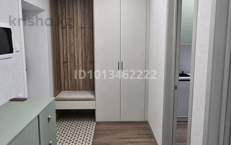 1-бөлмелі пәтер · 41 м² · 3/10 қабат, Микрорайон Береке, Микрорайон Береке 79, бағасы: 300 000 ₸ в Костанае — фото 2