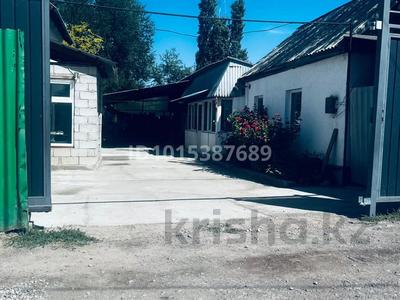 Отдельный дом · 4 комнаты · 140 м² · 12 сот., Райымбек батыр 94 — Абая за 18 млн ₸ в Узынагаш