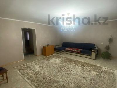 4-комнатная квартира, 115 м², 9/9 этаж, Уранхаева 1 за 29 млн 〒 в Семее