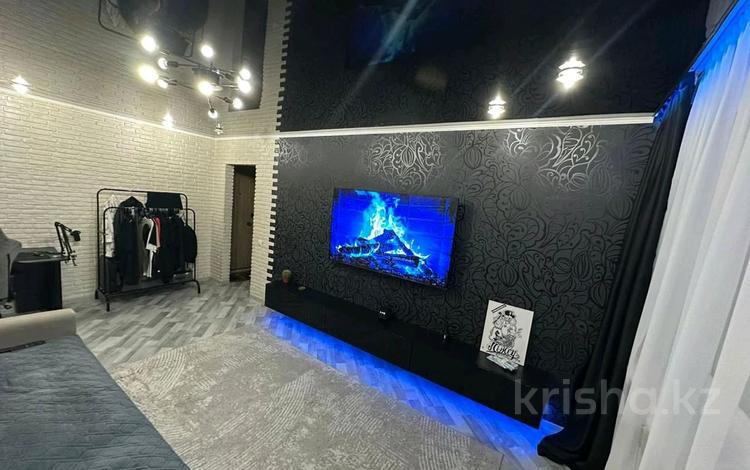 1-комнатная квартира · 34 м² · 5/5 этаж, абая за 14.4 млн ₸ в Петропавловске — фото 2