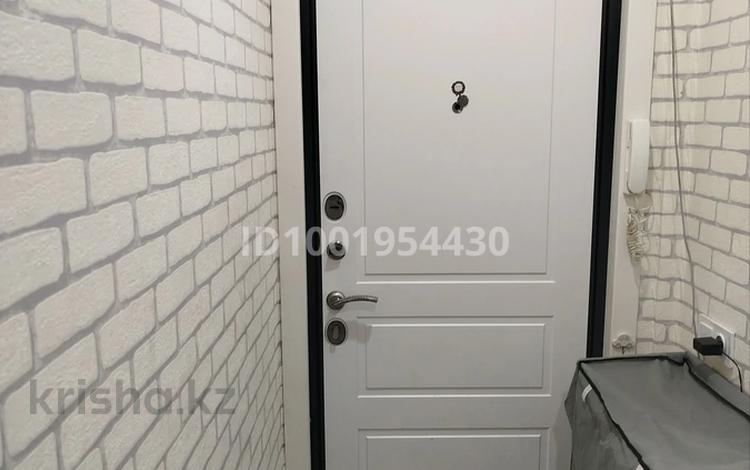 2-комнатная квартира · 48 м² · 4/5 этаж, Кердери 135 за 14.7 млн ₸ в Уральске, мкр Школьник — фото 2