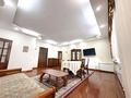 4-комнатная квартира · 150 м² · 3/15 этаж, Сатпаева 9б за 700 000 ₸ в Алматы, Бостандыкский р-н — фото 3