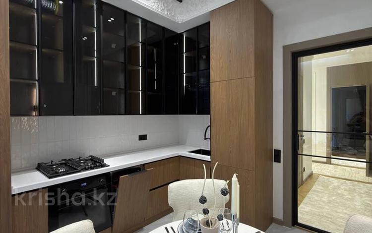 2-комнатная квартира · 75 м² · 8/20 этаж, Гагарина 310 за 450 000 ₸ в Алматы, Бостандыкский р-н — фото 2