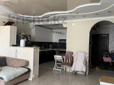 4-комнатная квартира · 110 м² · 10/14 этаж, Торайгырова за 75 млн ₸ в Алматы, Бостандыкский р-н