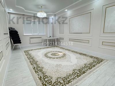 Отдельный дом · 8 комнат · 240 м² · 8 сот., мкр Зарослый, 3 59 за 45 млн ₸ в Атырау
