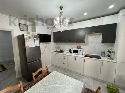 2-бөлмелі пәтер · 72.6 м² · 8/10 қабат, мкр Шугыла, мкр. Шугыла, бағасы: 35.8 млн ₸ в Алматы, Наурызбайский р-н