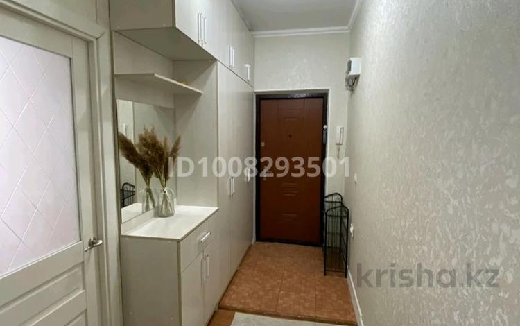 2-бөлмелі пәтер · 75 м² · 13/16 қабат, мкр. Алмагуль, Алмагул 24 — Дина базар, бағасы: 21 млн ₸ в Атырау — фото 4