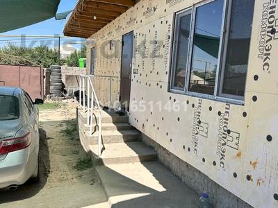 4-комнатная квартира · 100 м² · 1 этаж, мкр Азат Ақбастау 6 за 120 000 ₸ в Шымкенте, Енбекшинский р-н