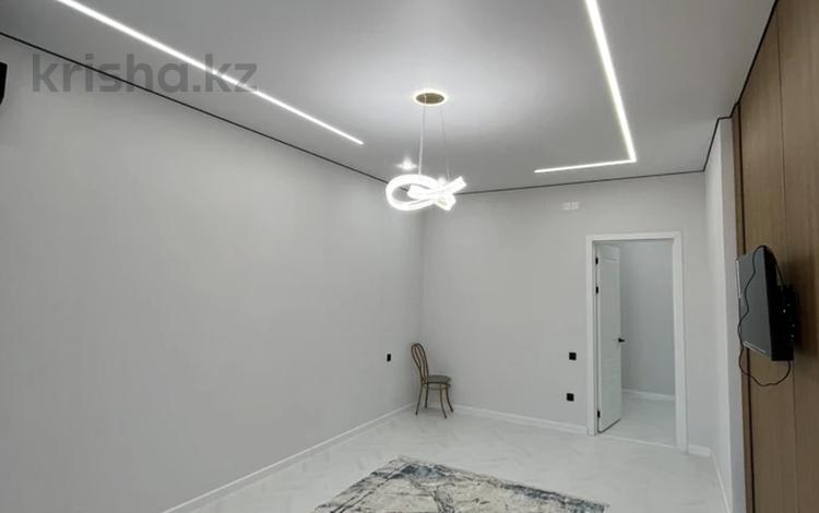 1-комнатная квартира · 54 м² · 12/14 этаж, 189 квартал уч 188/1 за 200 000 ₸ в Шымкенте, Абайский р-н — фото 2