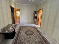 2-комнатная квартира · 45 м² · 4/4 этаж, Ауезова — На против клиника Ретина за 140 000 〒 в Атырау, мкр Жилгородок