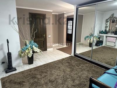 4-комнатная квартира · 175 м² · 15/15 этаж, Жазылбека 20 — По Саина , выше Жандосова за 80 млн 〒 в Алматы, Ауэзовский р-н