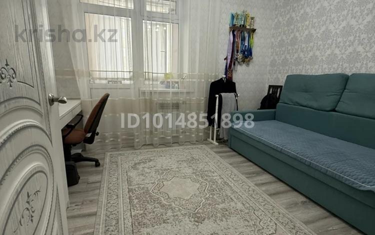 2-бөлмелі пәтер · 54 м² · 3/9 қабат, Кумисбекова 9 — 60 школа-лицей и поликлиника 10, бағасы: 35 млн ₸ в Астане, Сарыарка р-н — фото 2