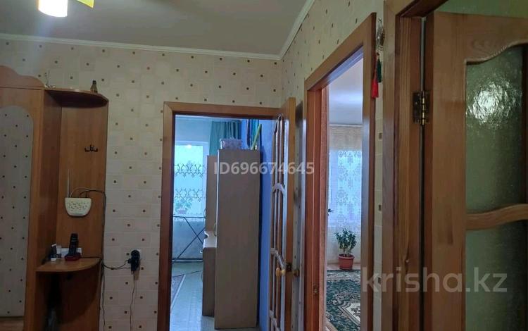 3-бөлмелі пәтер · 60 м² · 3/5 қабат, Жамбыла д73кв 84, бағасы: 9.5 млн ₸ в Кандыагаш — фото 2