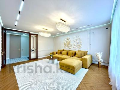 4-бөлмелі пәтер · 141 м² · 8/9 қабат, Е-899 1/1, бағасы: 169 млн ₸ в Астане, Есильский р-н