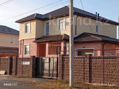 Отдельный дом · 6 комнат · 250 м² · 10 сот., мкр Уркер, Танашева 65 — Малайсары батыр за 95 млн 〒 в Астане, Нура р-н