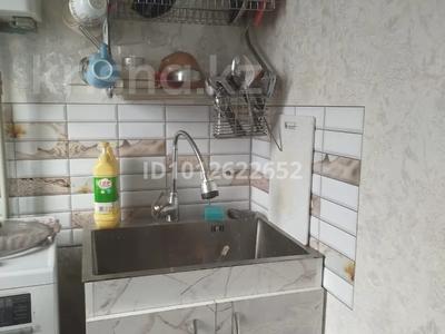 3-комнатная квартира · 62 м² · 5/5 этаж, Алимкулова 8 за 18 млн ₸ в Шымкенте, Аль-Фарабийский р-н