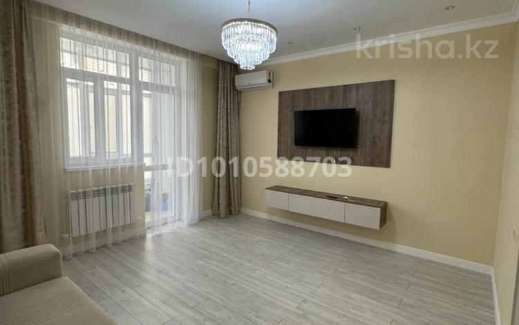 2-комнатная квартира · 70 м² · 5/9 этаж, мкр Нурсая, Абулхайыр хана 51a за 300 000 ₸ в Атырау — фото 2