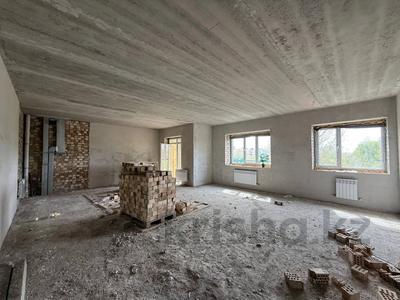 2-бөлмелі пәтер · 60 м² · 2/5 қабат, Юго-Восток ш/а., Алтын Арка 21б, бағасы: 23 млн ₸ в Караганде, Казыбек би р-н