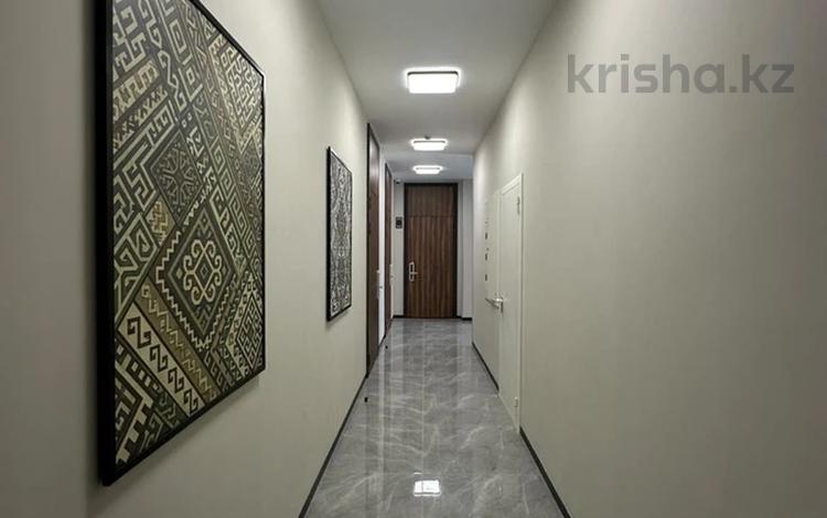2-бөлмелі пәтер · 64 м² · 4/9 қабат, Чингиз Айтматов 24/4, бағасы: 42 млн ₸ в Астане, Нура р-н — фото 2