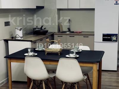 2-комнатная квартира · 52 м² · 8/10 этаж, мкр Аккент 90 за 15 000 ₸ в Алматы, Алатауский р-н