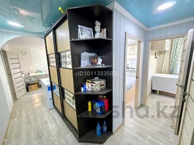 3-бөлмелі пәтер · 65 м² · 4/5 қабат, Алашахана 4, бағасы: 250 000 ₸ в Жезказгане